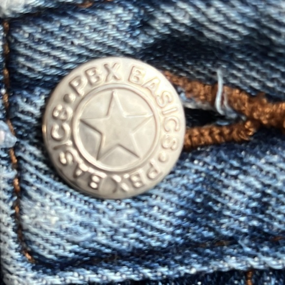 PBX basics jean shorts - Picture 3 of 5